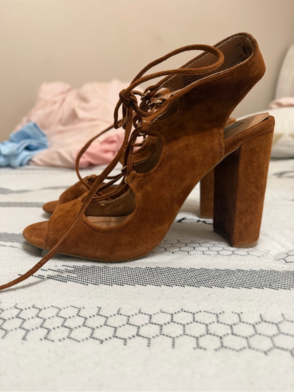 Steve Madden Lace-Up Suede Block Heel Sandals Women’s sz 9.5